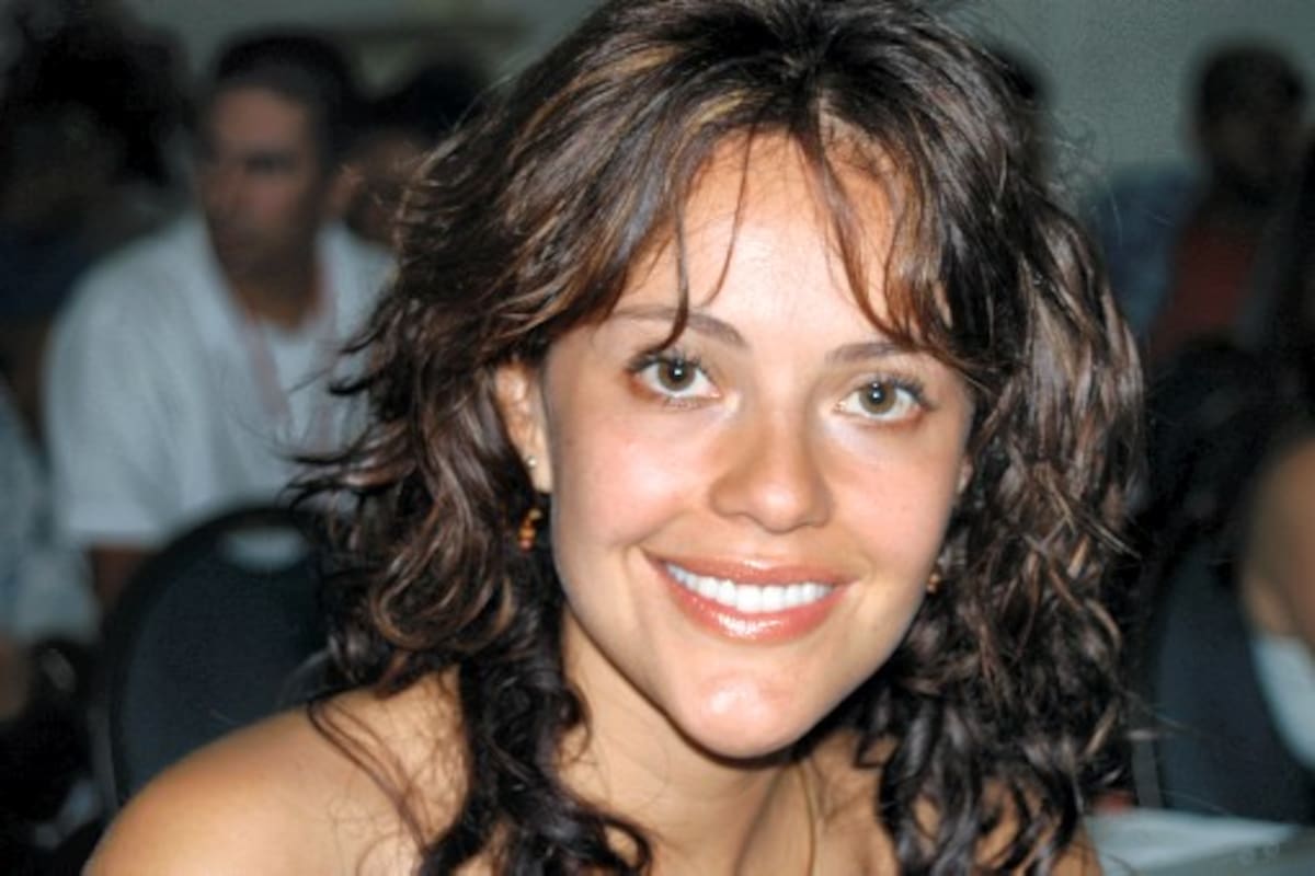 Cristina Umaña actualmente está grabando una producción de Vista para el Canal RCN que se llama ¿Dónde está Elisa?