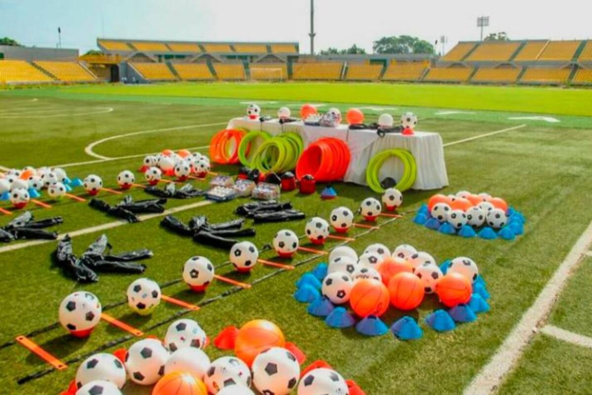 Clubes, sin elementos deportivos
