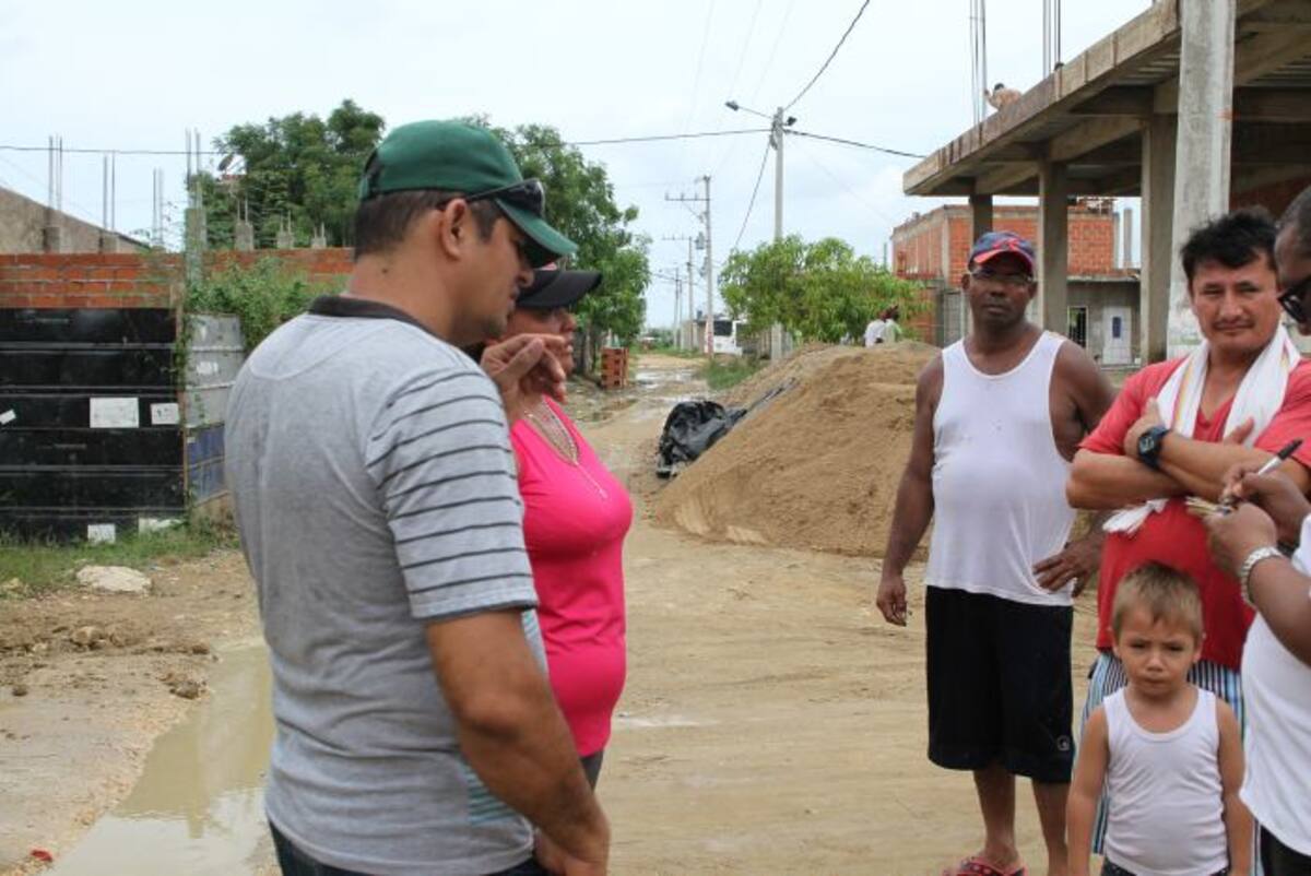Las calles no tienen pavimento, debido al litigio que pesa sobre el barrio. Oscar Díaz
