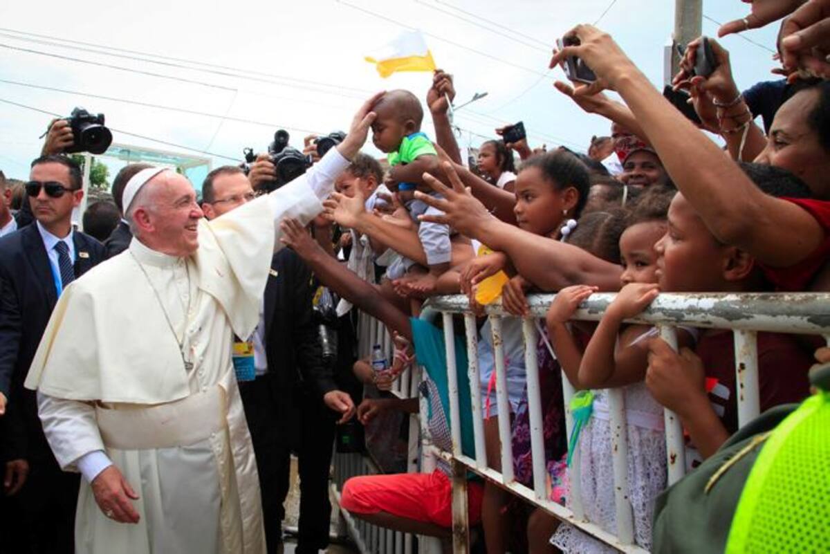 El papa Francisco en el barrio San Francisco, en Cartagena. Cortesía/Pedro Alfonso.