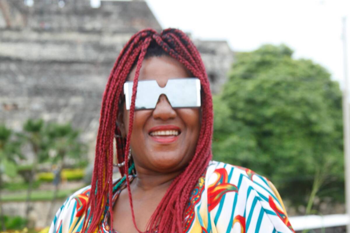 La primera cantante de champeta regresa con Chupa mi chocolate