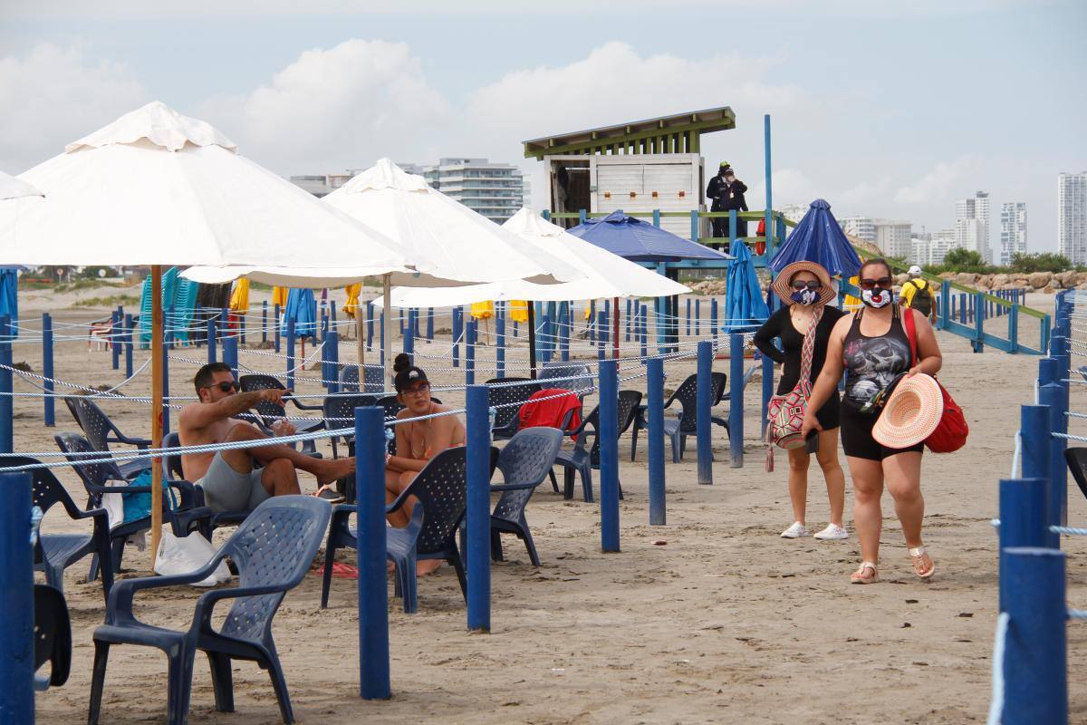 Si hizo la reserva en Playa Azul, debe confirmar el correo