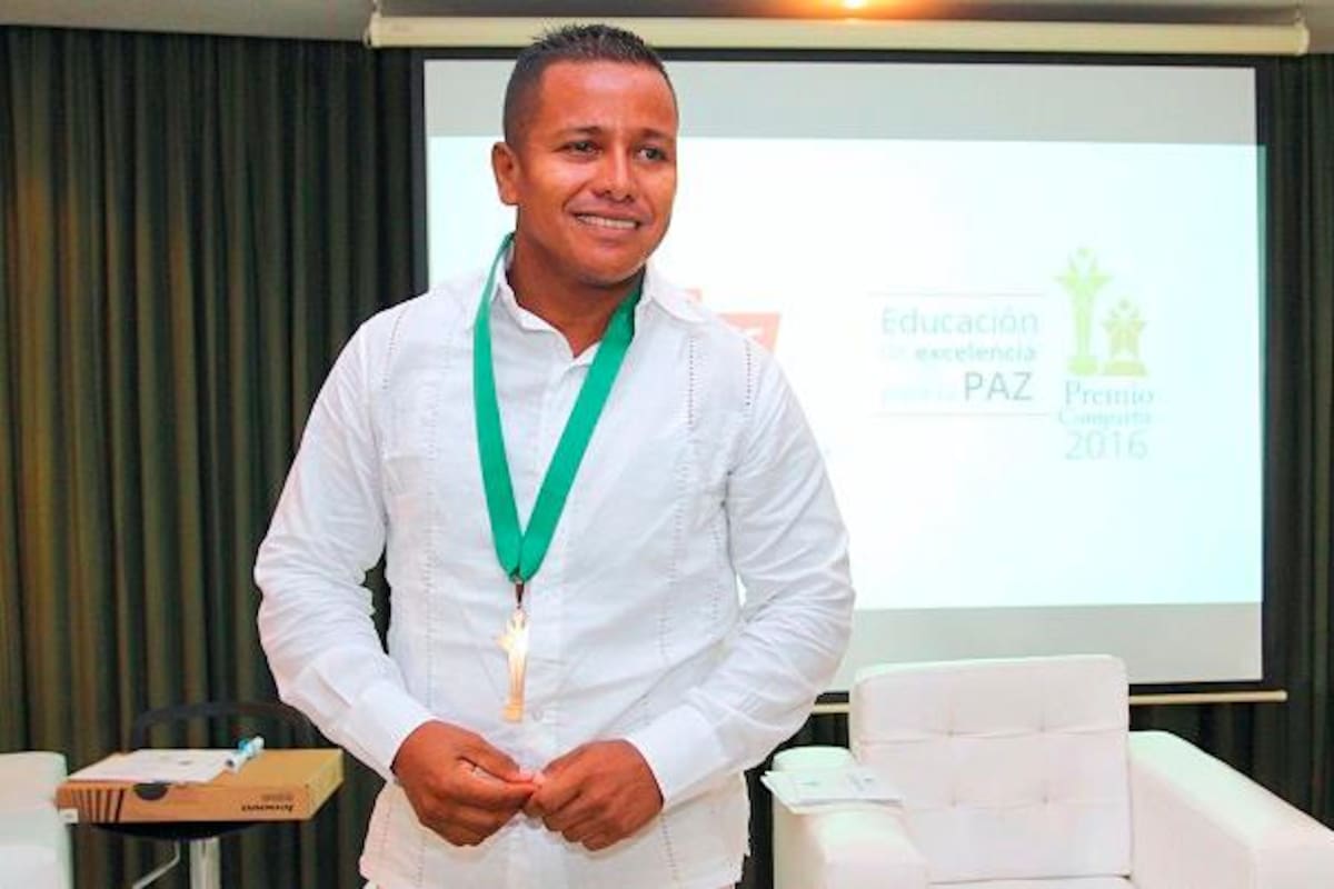 Maestro bolivarense, entre las cinco mejores finalistas del Foro Educativo