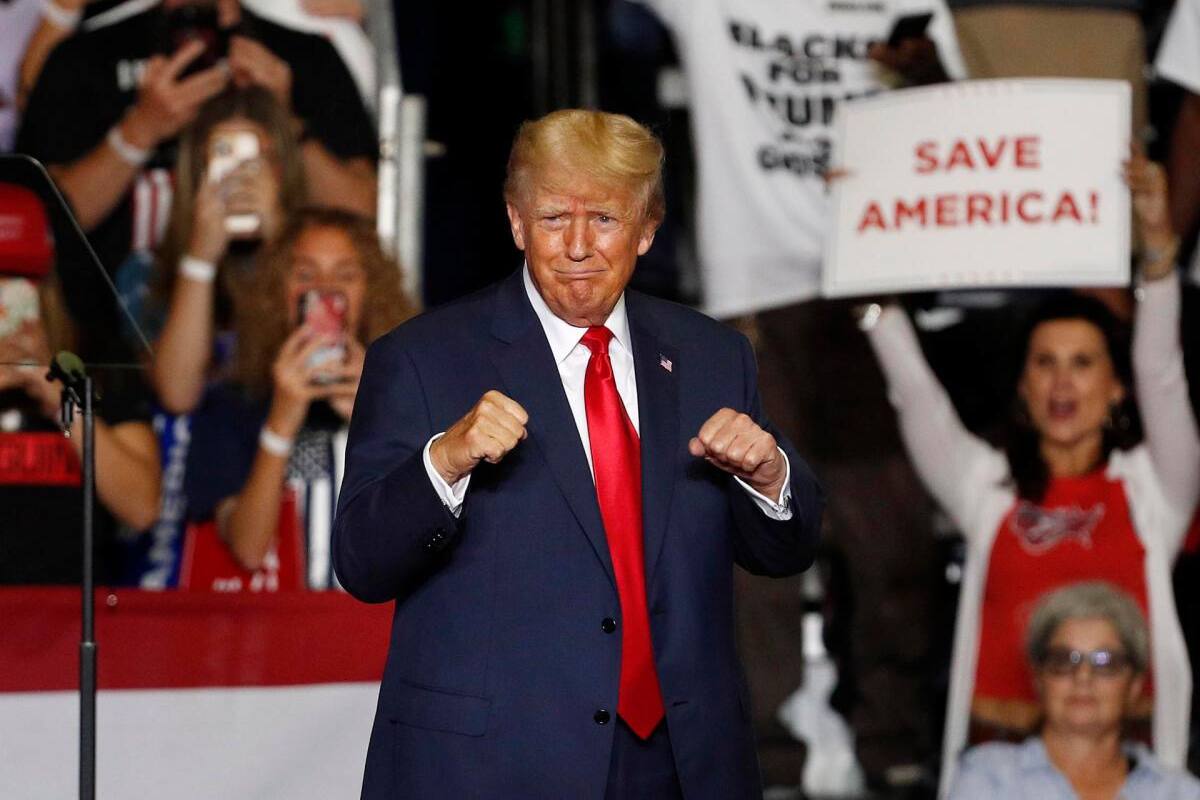 Trump arremetió contra el fiscal y la jueza del caso del asalto al Capitolio