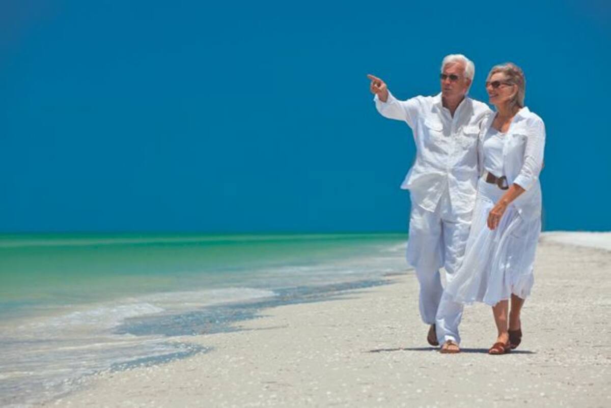 A LOS 50: A partir de esta edad, las caminatas, el baile y la natación son ejercicios idealesl, además de una alimentación sana y balanceada.