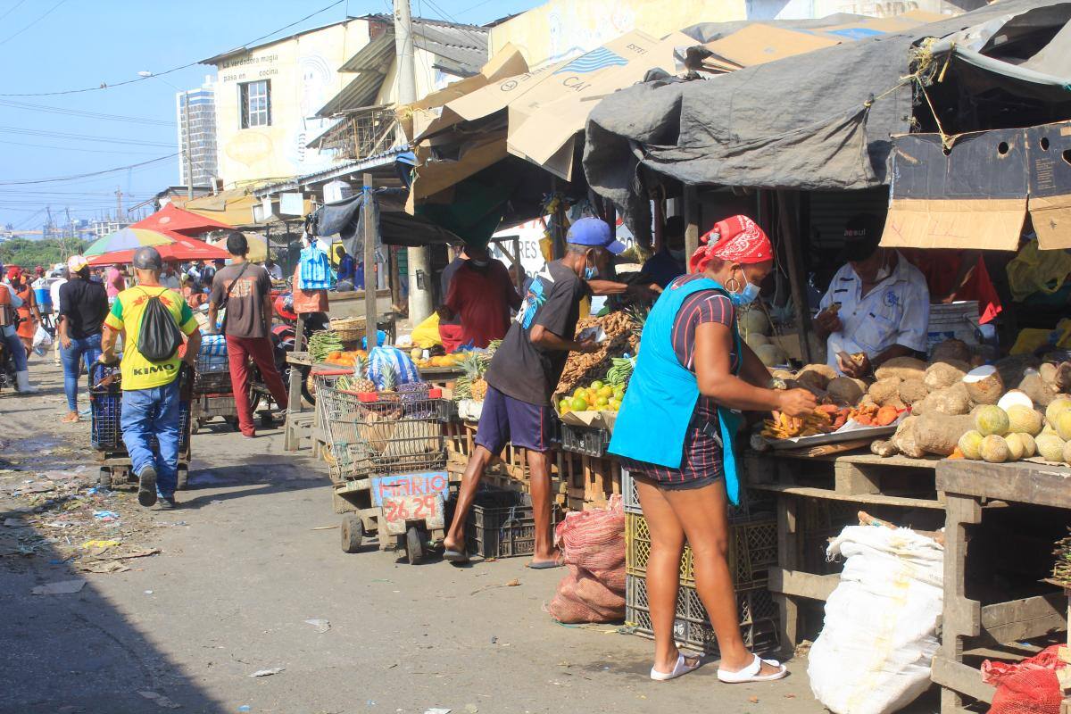 (Video) Recorrido por Bazurto: ¿por qué están tan caros los alimentos?