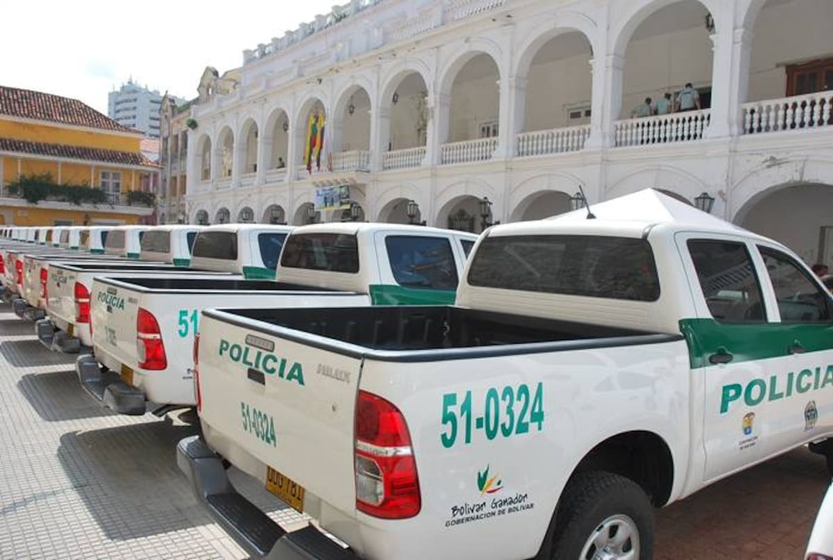 Camionetas Toyota 4x4 diesel entregadas a los organismos de seguridad del Estado que tienen presencia en Bolívar. CORTESÍA LUIS OCAMPO