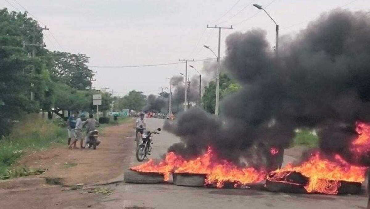 En este momento se encuentra incomunicada la vía que conduce a Montería El Universal - Montería