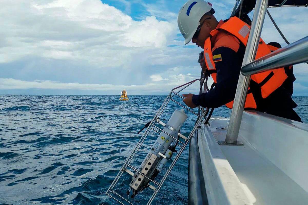 Así pronostican tormentas, oleaje alto y mitigan riesgos en el mar Caribe