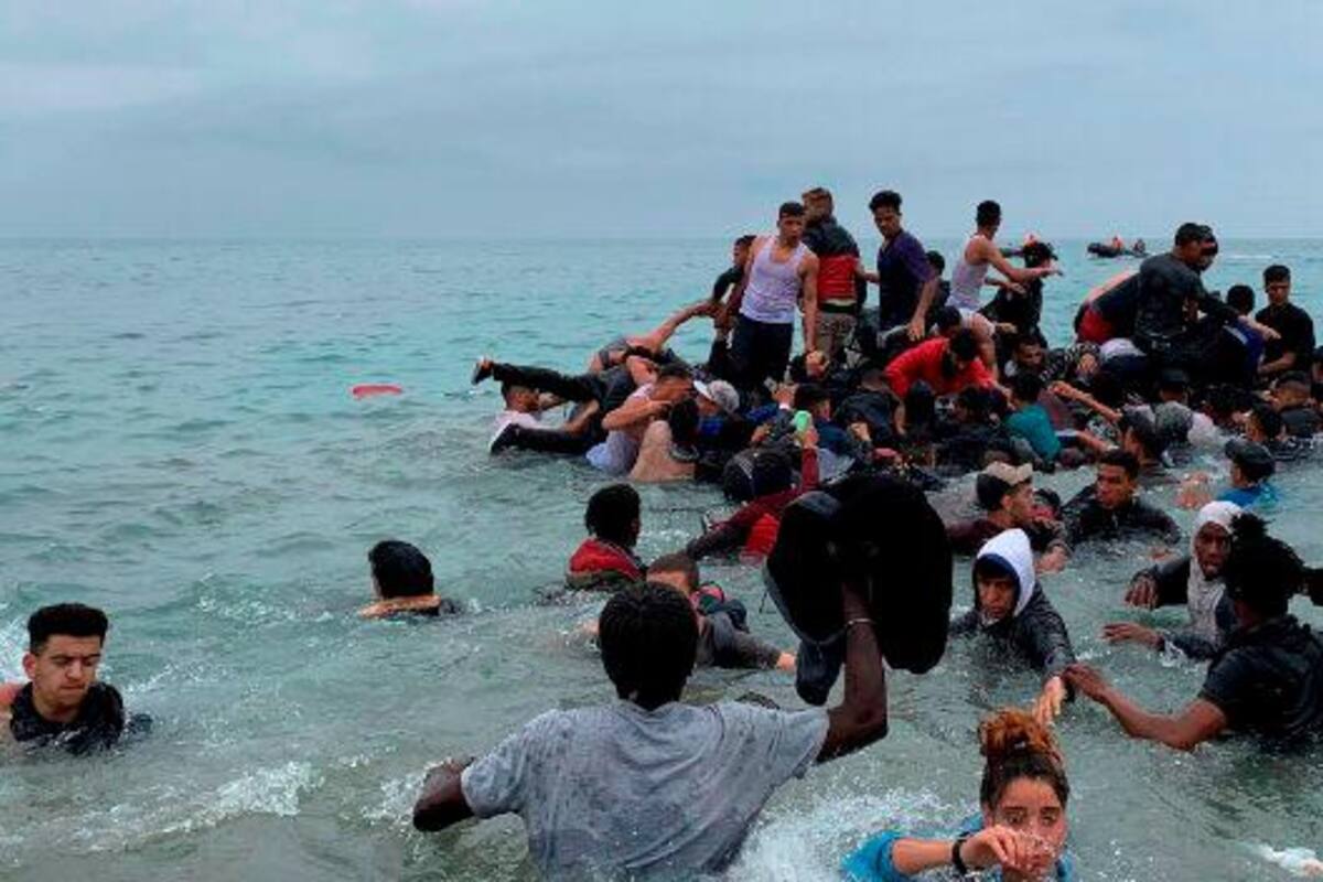 Rescatadas 150 personas migrantes y 14 cuerpos frente a la costa de Túnez