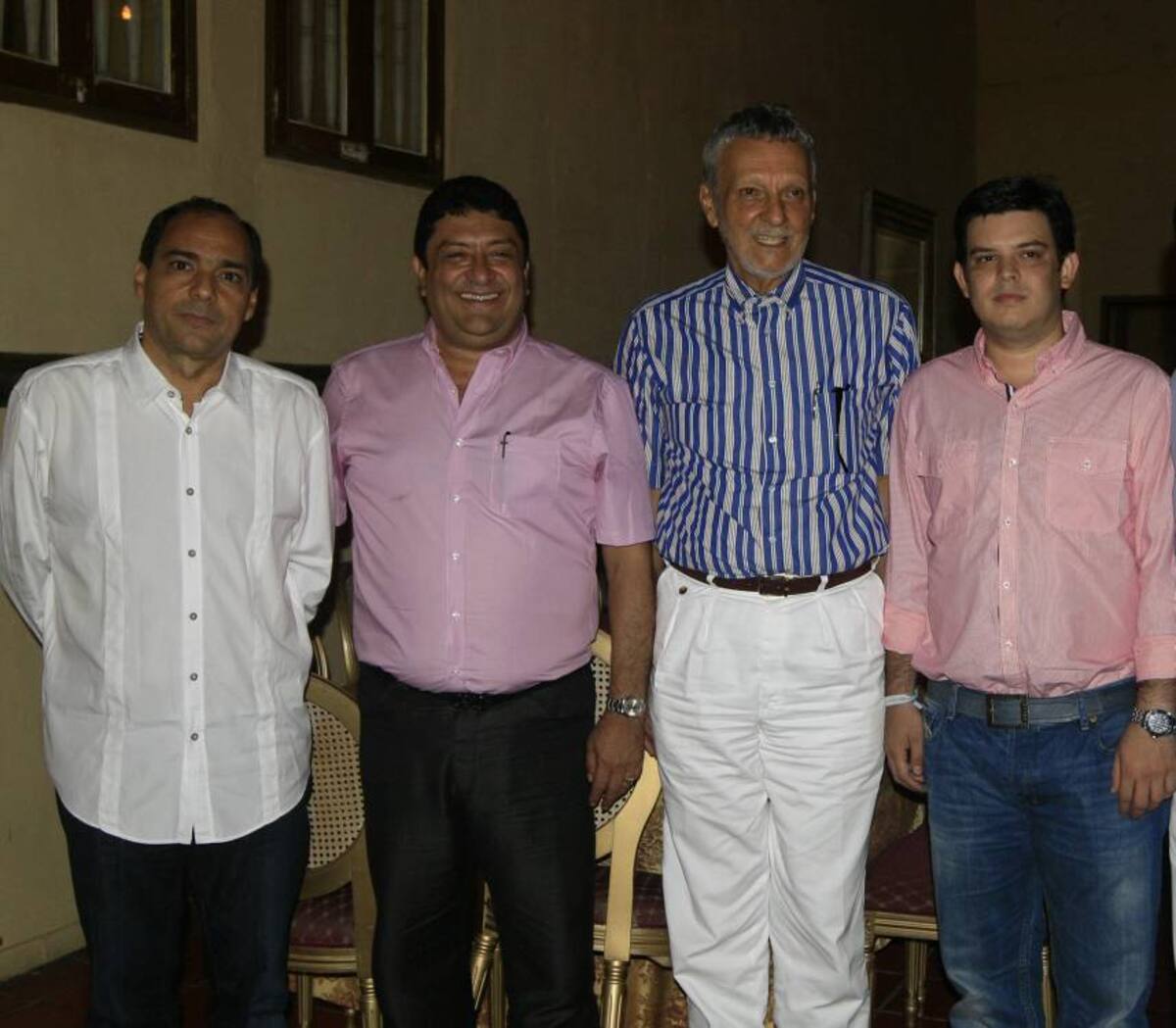El gobernador del Atlántico, José Antonio Segebre; el go-bernador de Guajira, Francisco Gómez; el gobernador de Sucre, Julio Guerra; y el gobernador de Córdoba, Alejandro Lions.