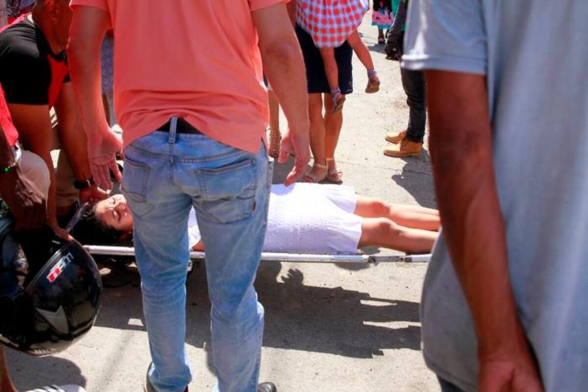 Accidente en la Crisanto Luque: mujer herida al intentar cruzar la cebra