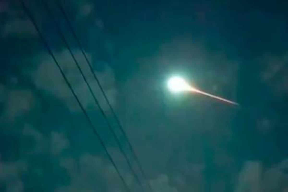 Vídeo: Rara luz brillante en el cielo de Barranquilla, ¿ovni o meteorito?
