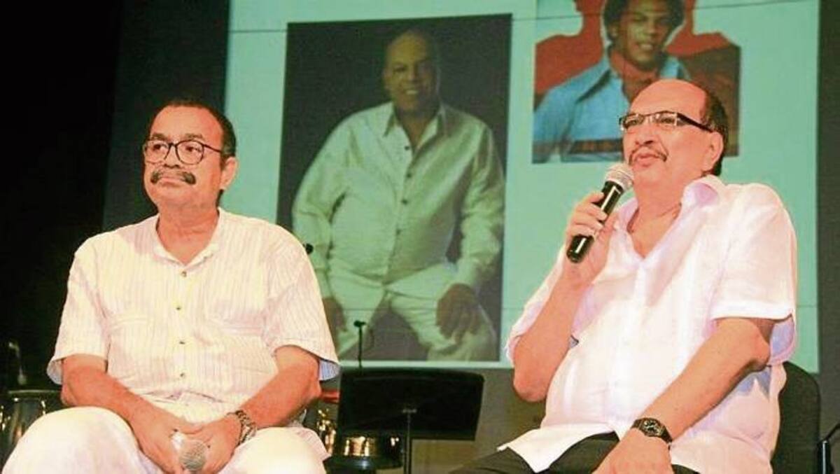 Émery Barrios Badel en compañía de Enrique Muñoz en el homenaje a Joe Arroyo, 2012.