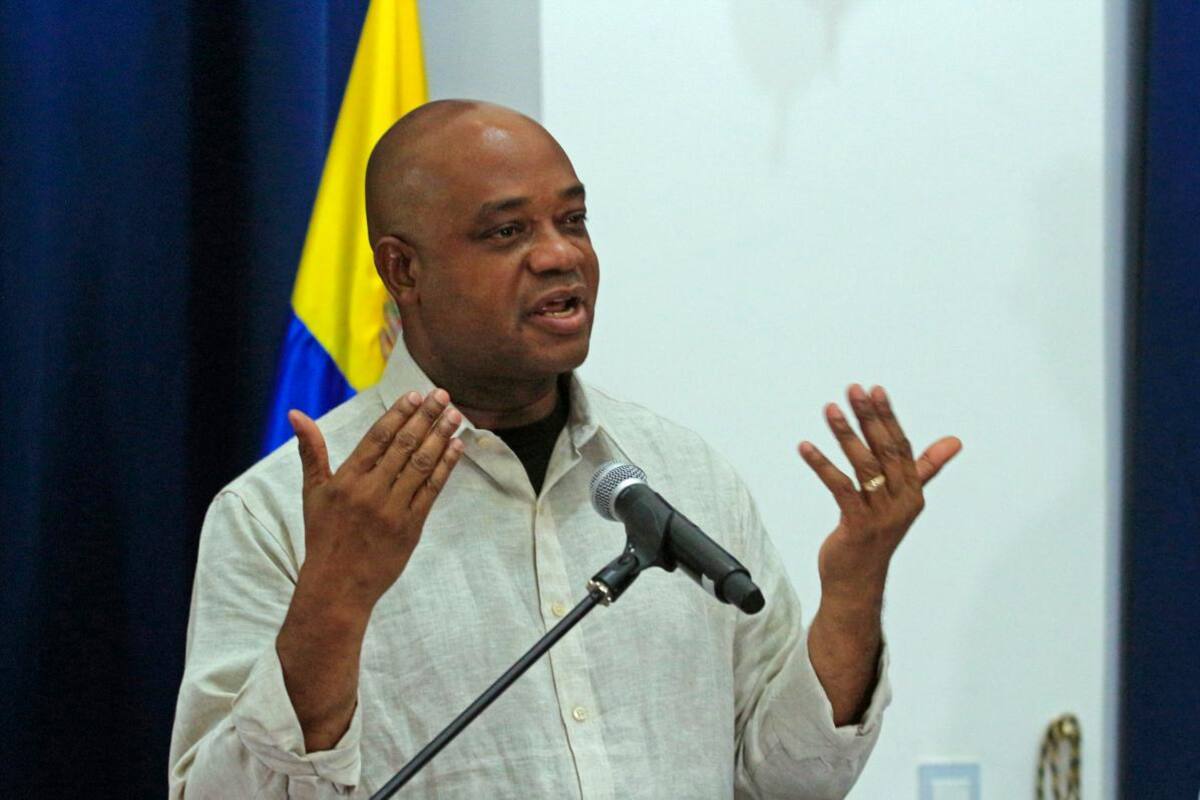 Colombia aboga por una solución a la crisis entre Ecuador y México