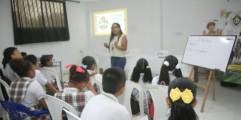 ‘Antorcha’: el periódico escolar con el que estudiantes de Arjona aprenden a hacer periodismo