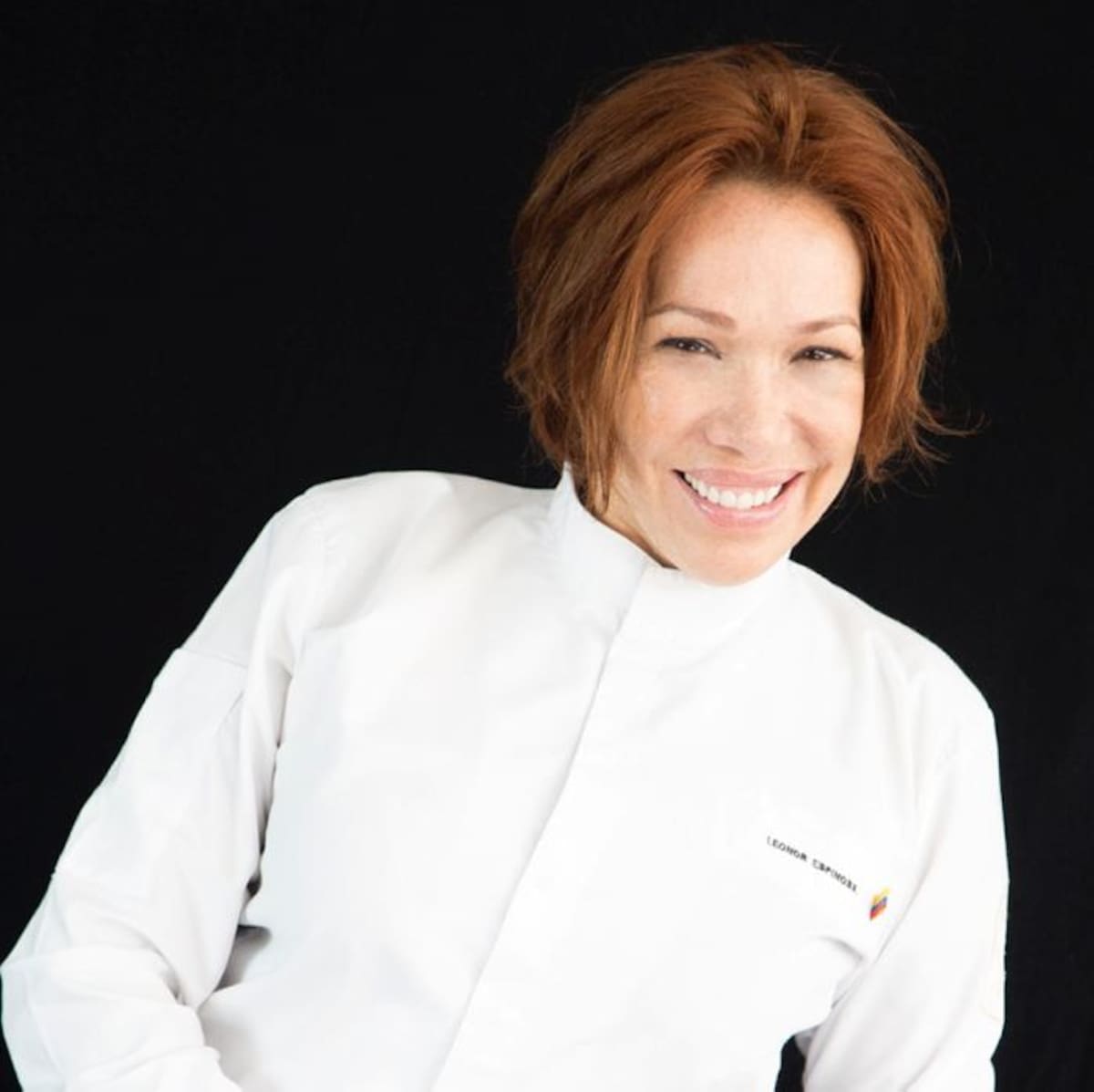 La chef es la creadora de la Fundación Leo Espinosa, que pretende identificar, reivindicar y potenciar las tradiciones gastronómicas de las comunidades colombianas, a partir de su patrimonio biológico, cultural e inmaterial, propendiendo por el bienestar, la salud y la nutrición. CORTESÌA: Renata Bolívar.