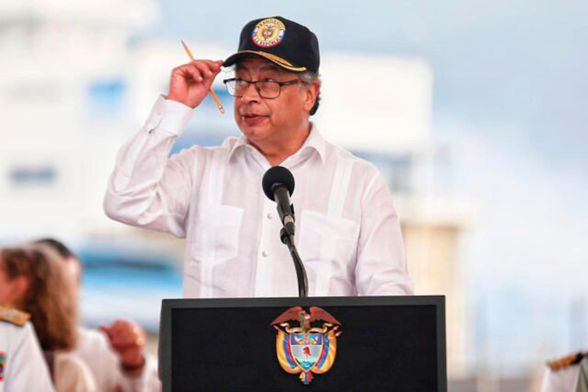 Petro y el ‘jalón de orejas’ en público a sus ministros