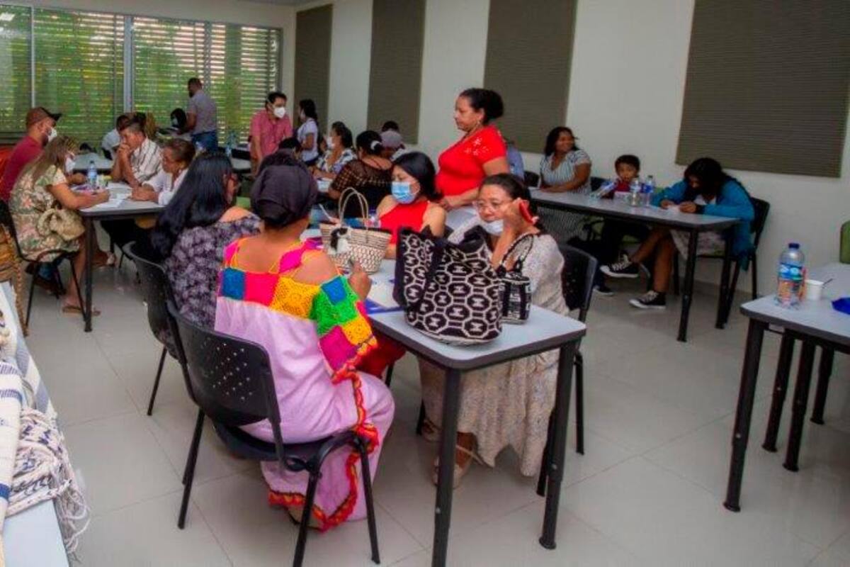 Capacitan a mujeres indígenas del Caribe en la UTB
