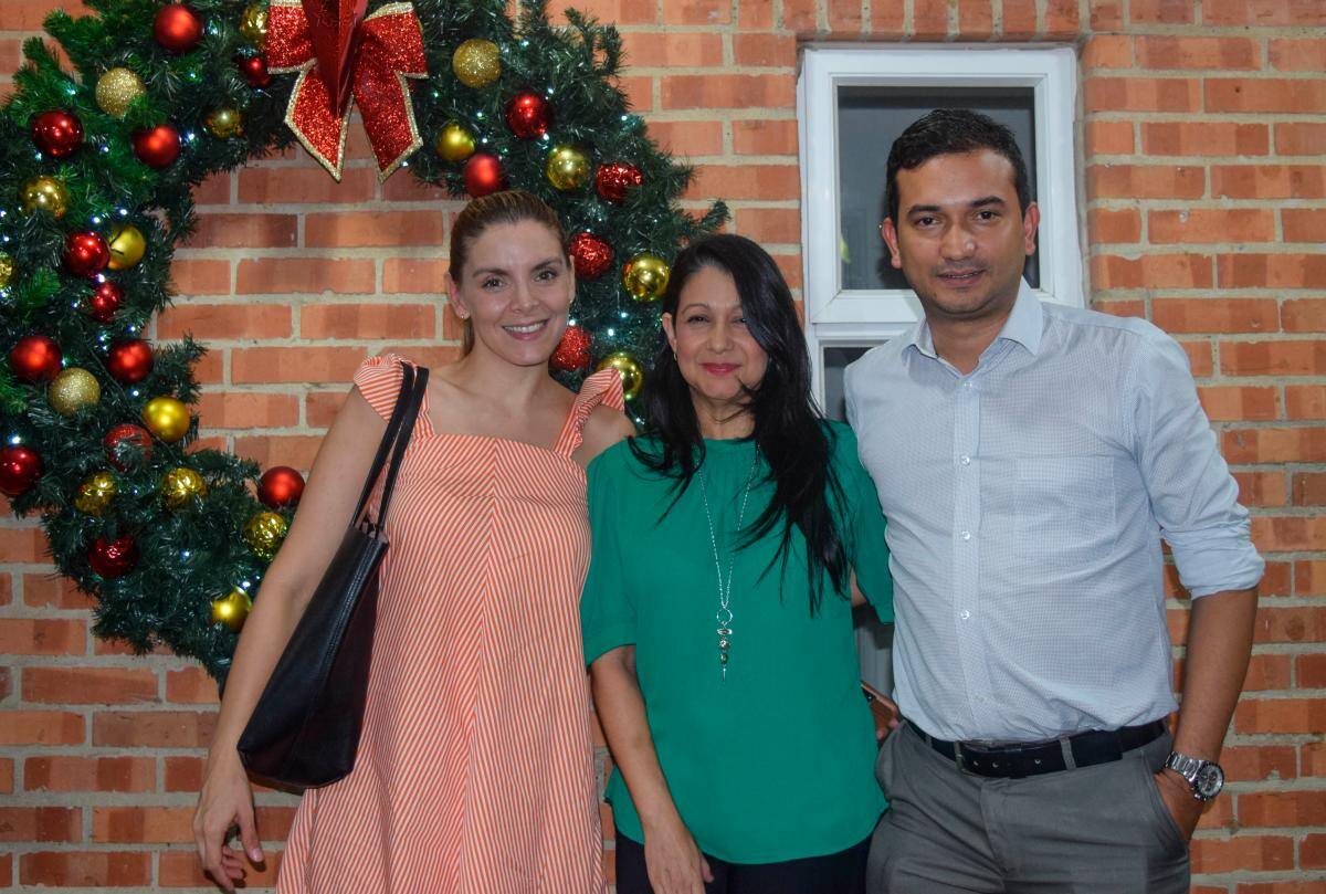 Katiana Cardona, Milena Uhía y Antonio Chica.