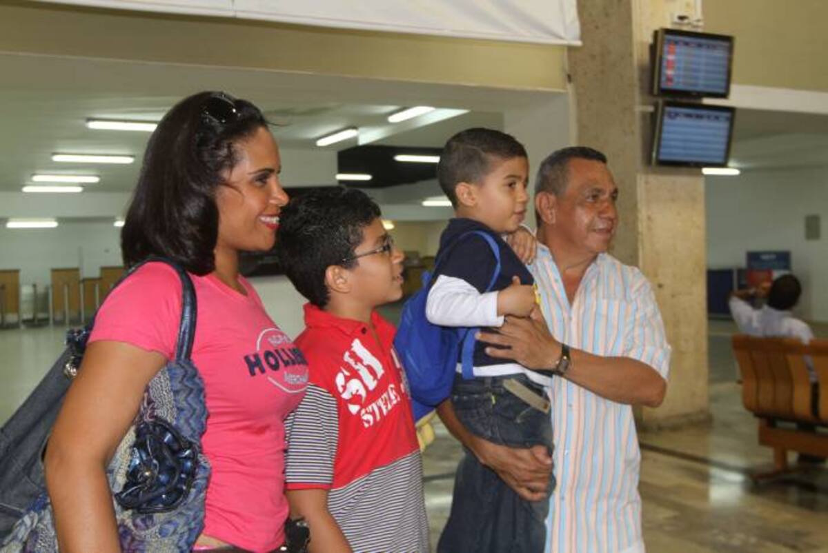 Juanchito y sus padres esperen que esta pronlogada espera que inició en sus primeros meses de vida, termine cuanto antes. JULIO CASTAÑO - EL UNIVERSAL