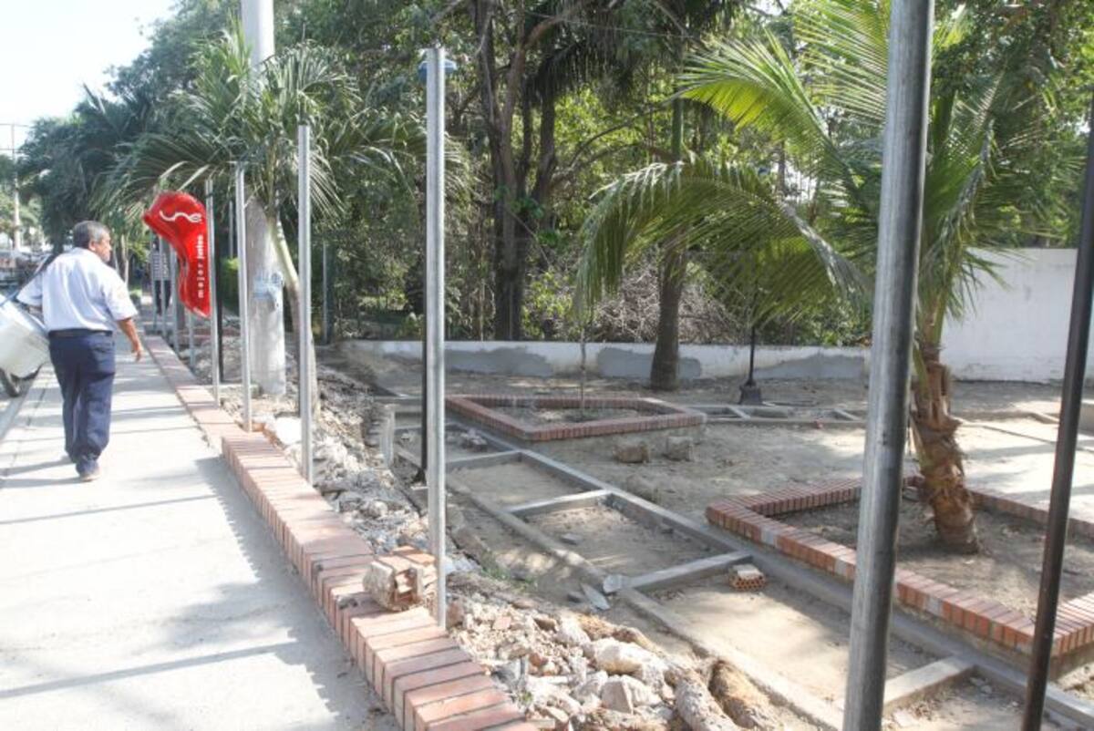 Las obras, en las que la Alcaldía de la Localidad invirtió 53 millones 980 mil pesos, se retomarían el próximo lunes. JULIO CASTAÑO-EL UNIVERSAL