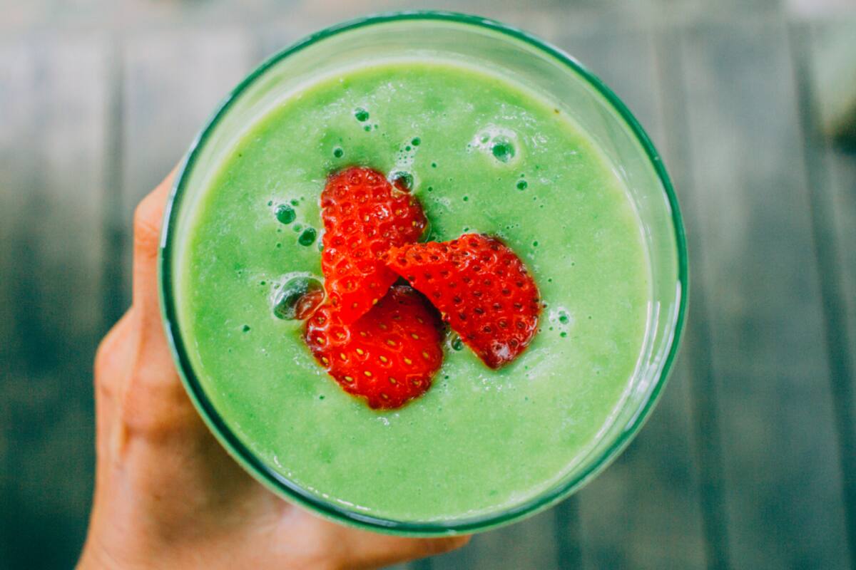 ¡Tome nota! Esto es lo que debe contener un buen batido digestivo