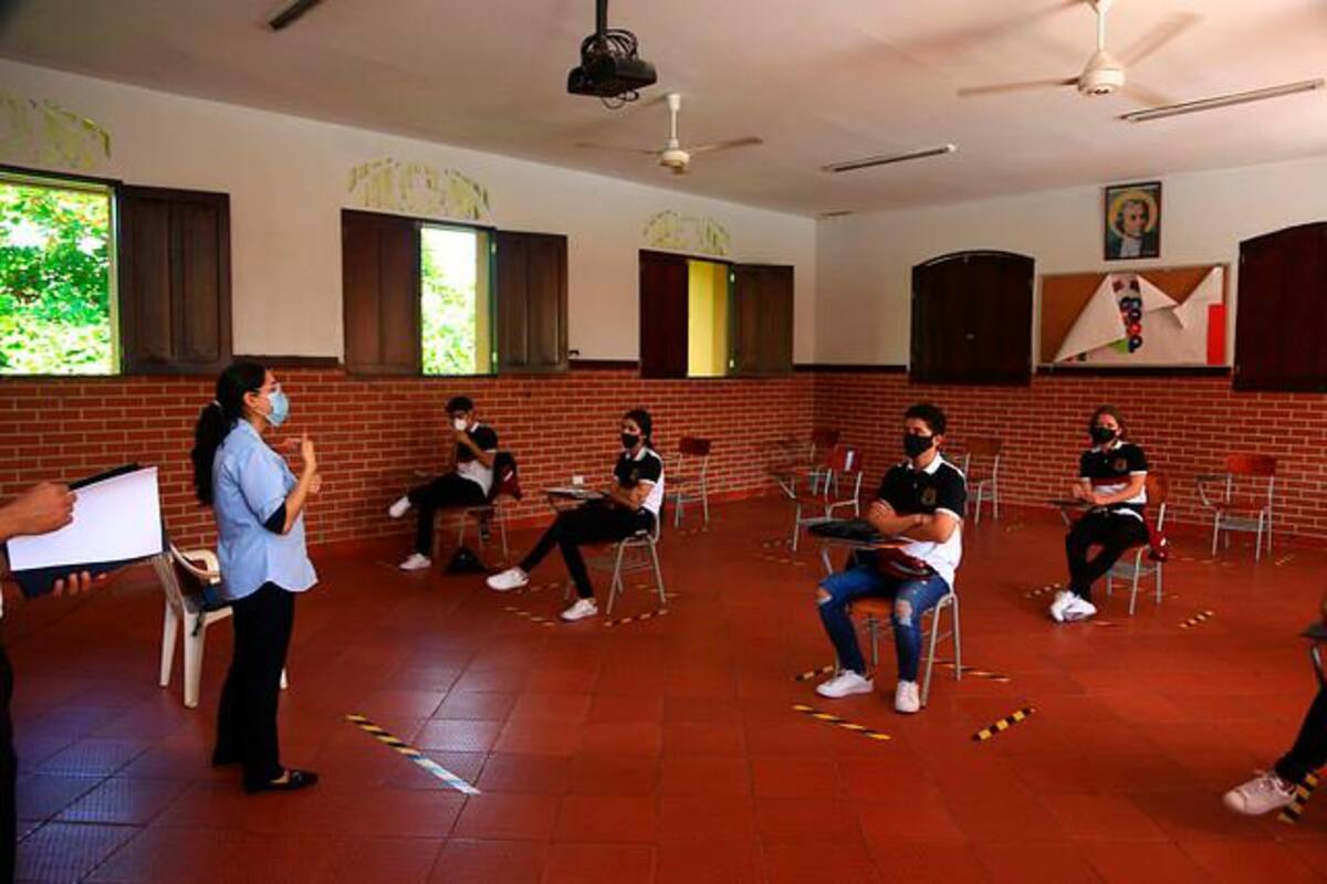 Minsalud dice que no aprobó presencialidad en Colegios de Bogotá