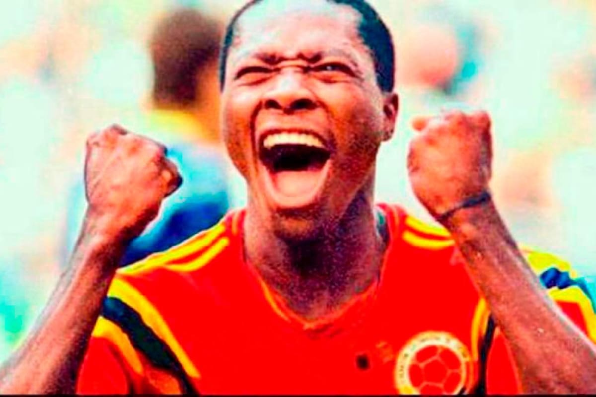 Video: Así fue el histórico gol de Freddy Rincón en mundial Italia 90