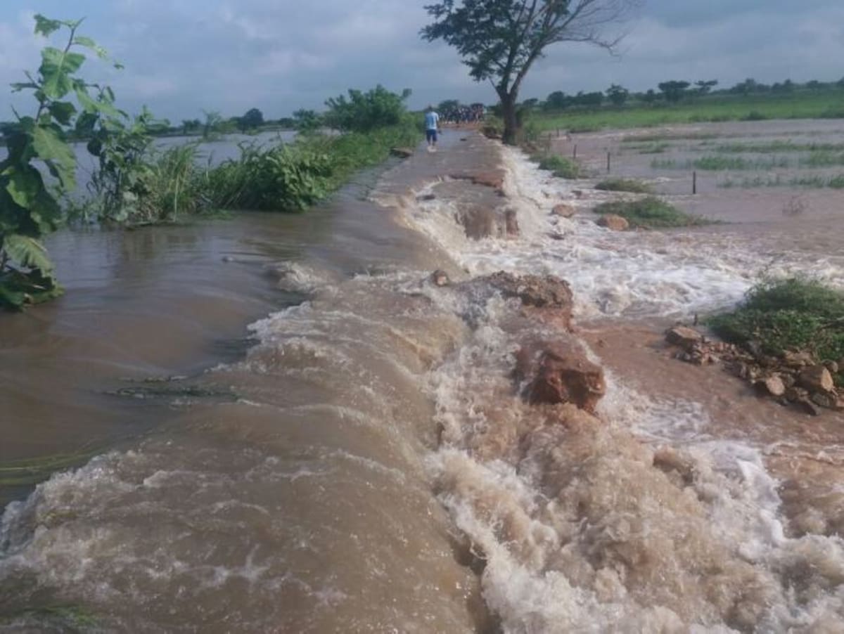 El jueves, el día del rompimiento estaba así las inundaciones. Cortesía