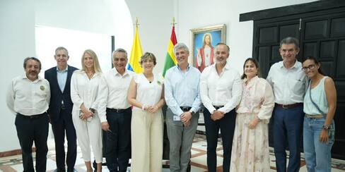 Federación Internacional de Hospitales y Fundación Santa Fe visitan Cartagena