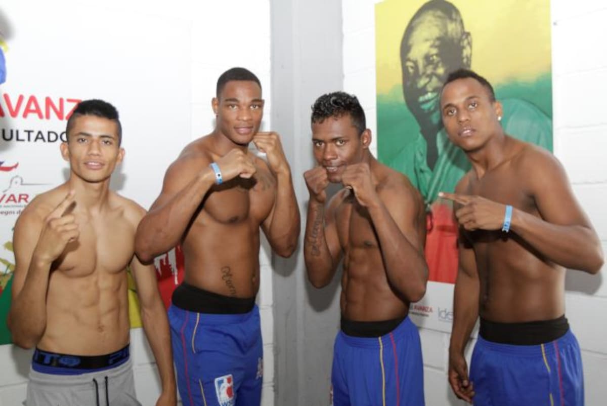 Cuatro de los boxeadores de la Selección Colombia -Duvan Zuleta, Cristian Salcedo, Alex Rangel y Juan Carrillo-, que enfrentarán a Argentina en la IV Parada de la Serie Mundial de Boxeo. JULIO CASTAÑO El Universal