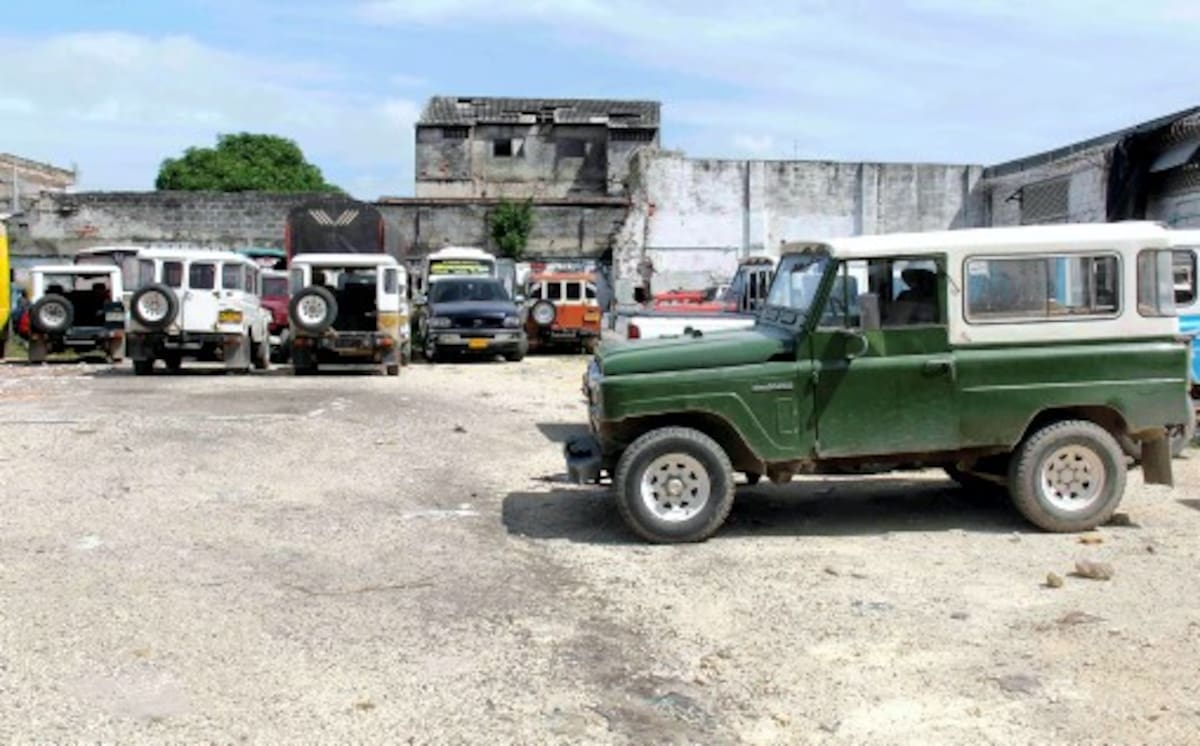 Los camperos estarán inmovilizados al menos cinco días en el Patio # 2 de DATT, en el Centro Histórico de Cartagena. KAILLINE GIRALDO - EL UNIVERSAL