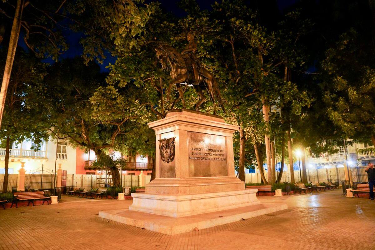 En fotos: así van las obras del Parque Bolívar en el Centro Histórico
