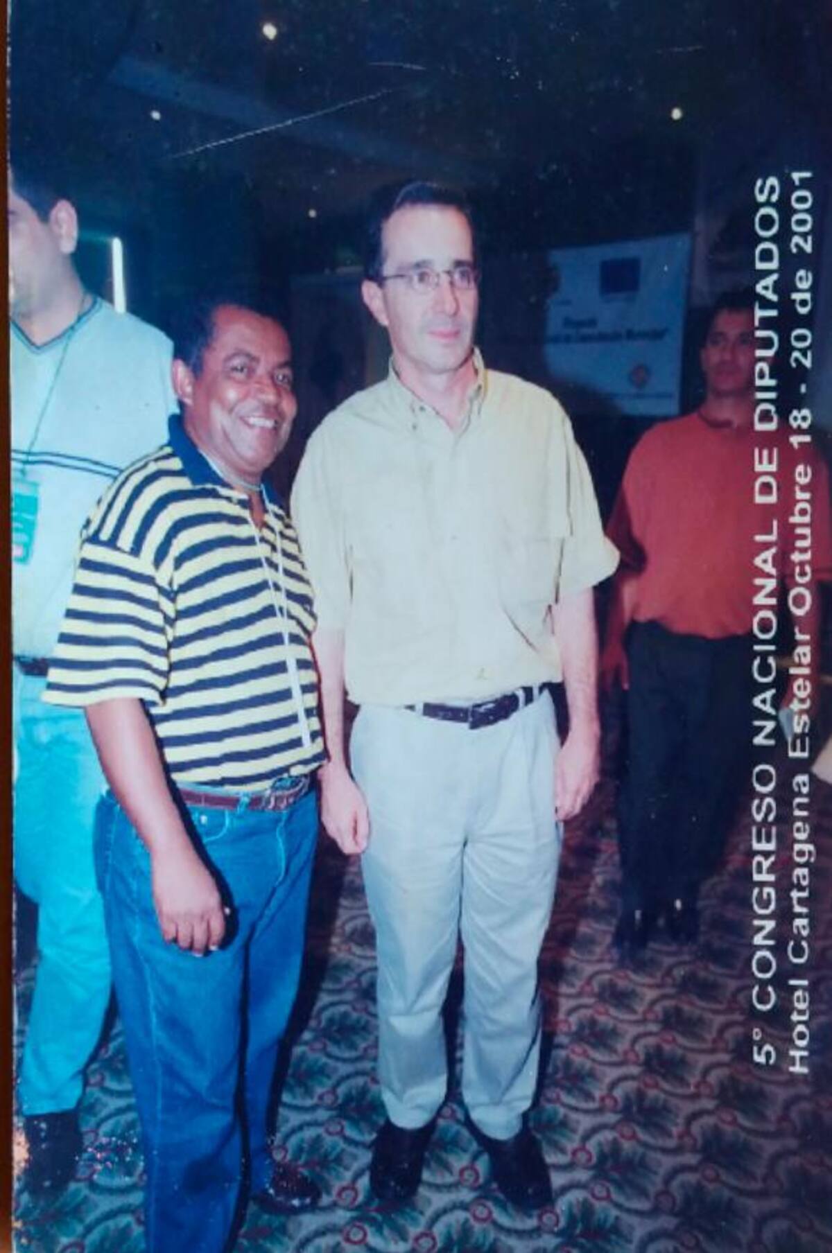 De Ávila Junto al expresidente, Álvaro Uribe Vélez.