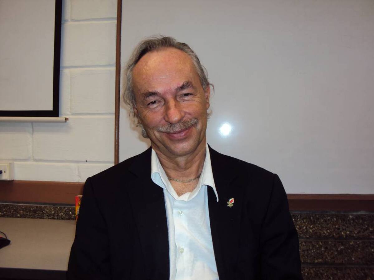 Jorge Burmeister, Presidente de la asociación internacional de psicoterapia de grupo y procesos grupales. ANLLY TATIANA FLÓREZ OSPINA - EL UNIVERSAL