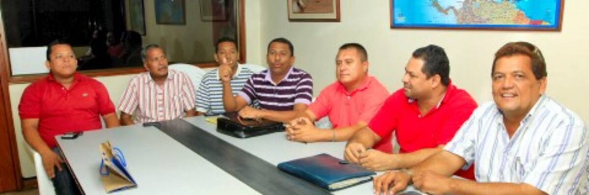 En la foto Dionisio Hernández, Andrés Martínez, Carlitos Muñoz, Senén Cantillo, Antonio Cardona, Abraham Posada y Jimmy Rivera.