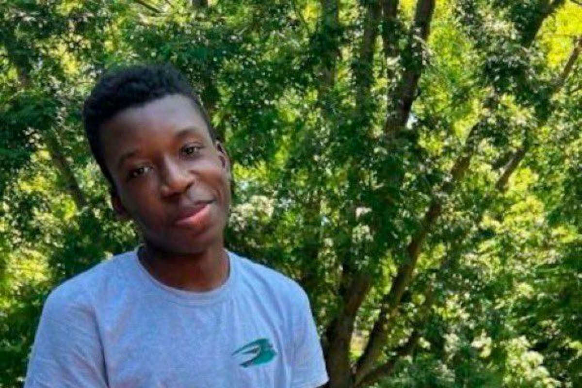 Triste: joven de 16 años se equivocó de casa y le dispararon