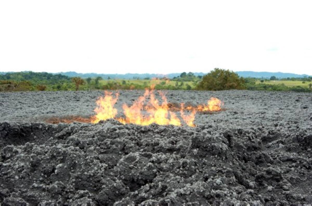 El volcán de lodo del corregimiento Santa Fe hizo erupción el lunes en la noche.