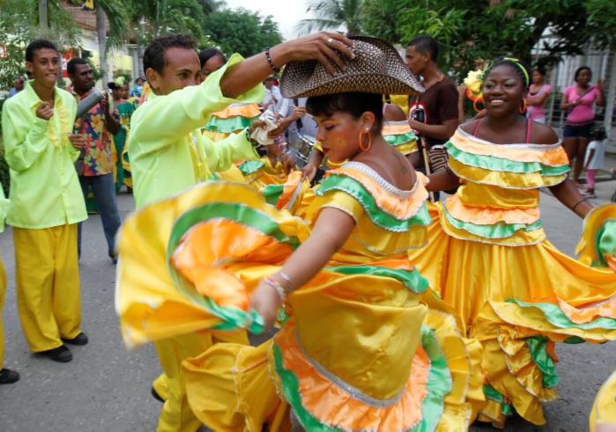 El desfile recorrió el sector conocido como Contadora hasta llegar al barrio de Las Gaviotas, para rematar en el estadio de softbol de ese barrio. AROLDO MESTRE, EL UNIVERSAL