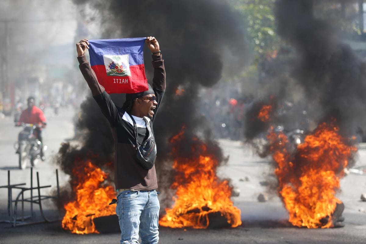 Haití, bajo fuego: ataques de pandillas dejaron cuatro agentes muertos
