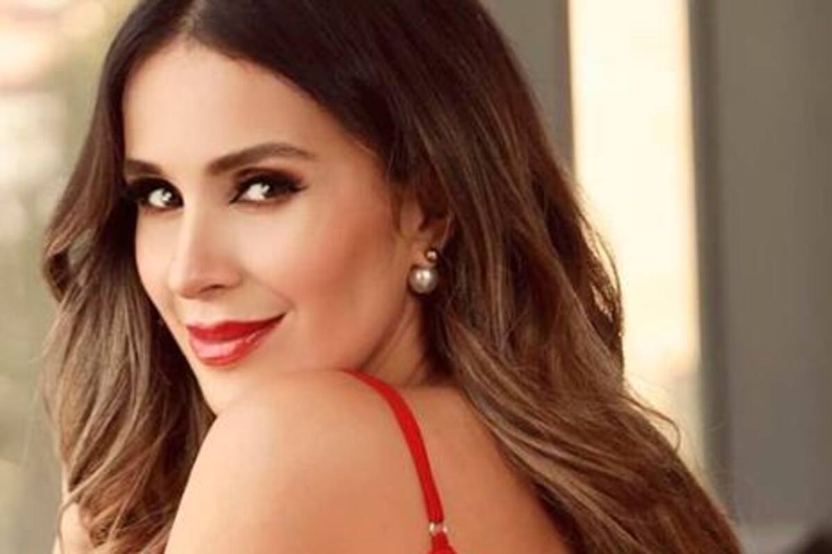 El sexy toples de Catherine Siachoque a sus 47 años