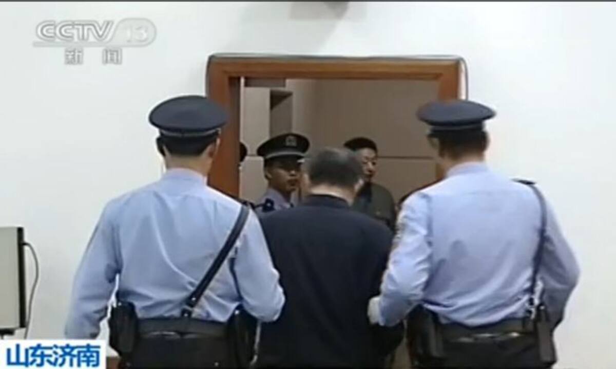 El bloguero fue detenido por sospechas de visitar a una prostituta. AFP