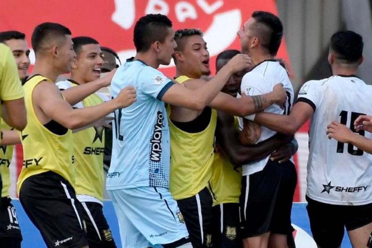 ¡Escandaloso! Águilas Doradas juega con siete jugadores ante Chicó