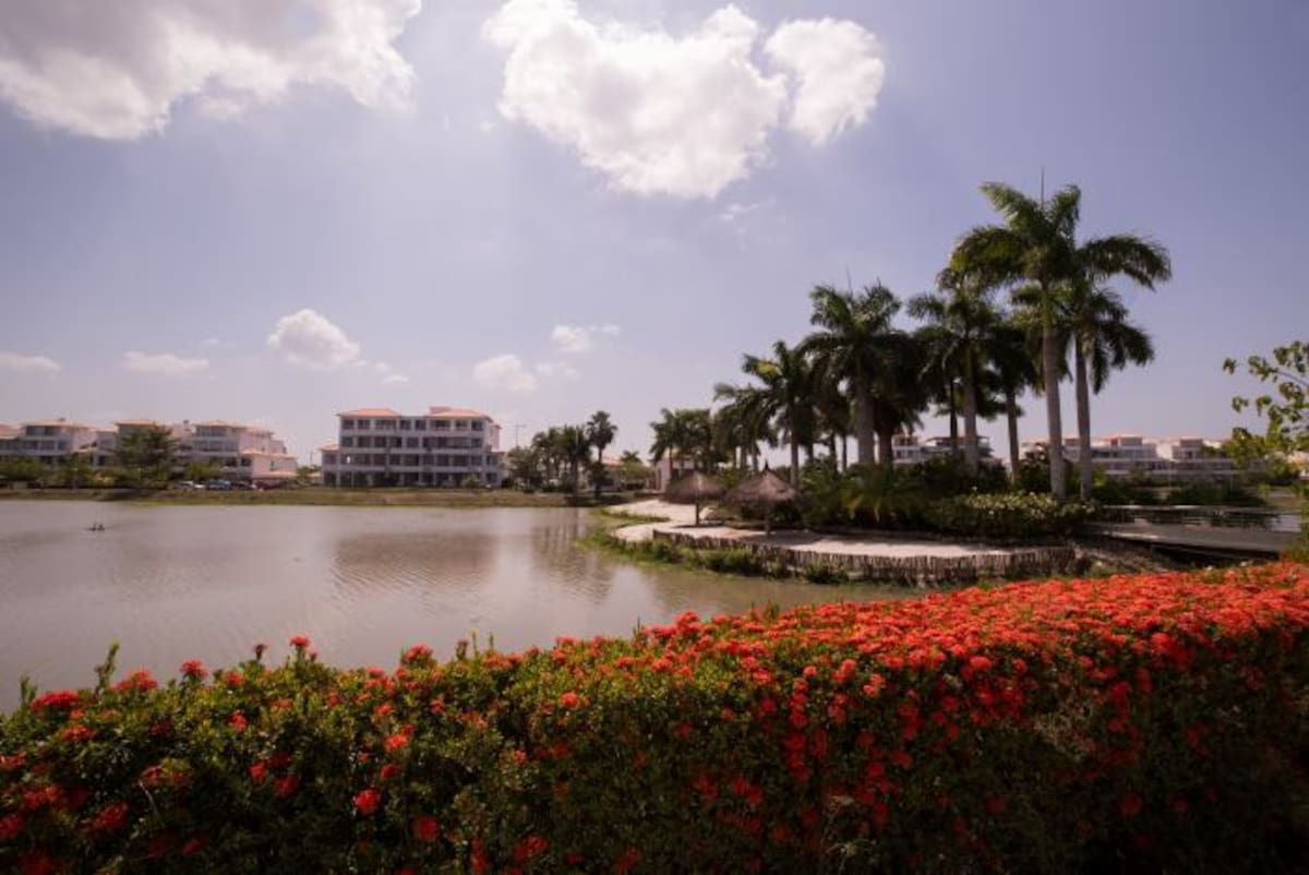Cartagena Laguna Club es dueño de paisajes naturales.