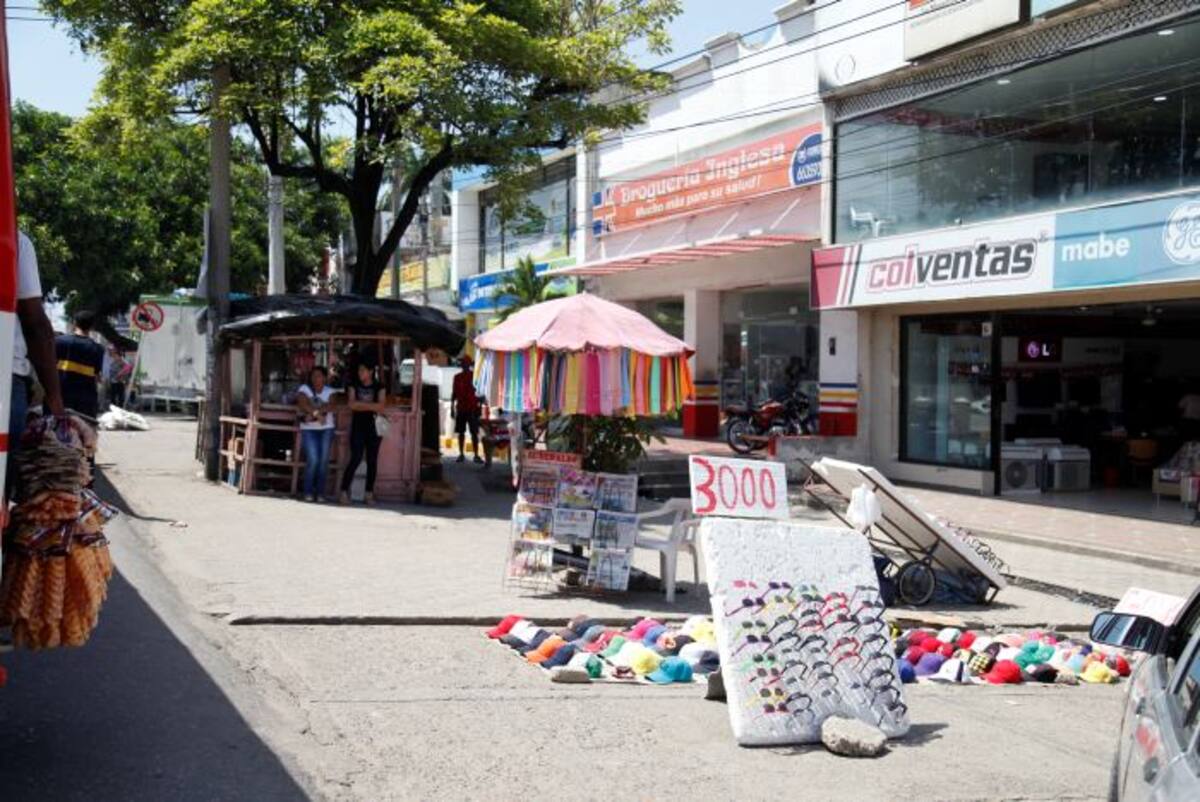 Antes de llegar a La Plazuela hay negocios improvisados. AROLDO MESTRE
