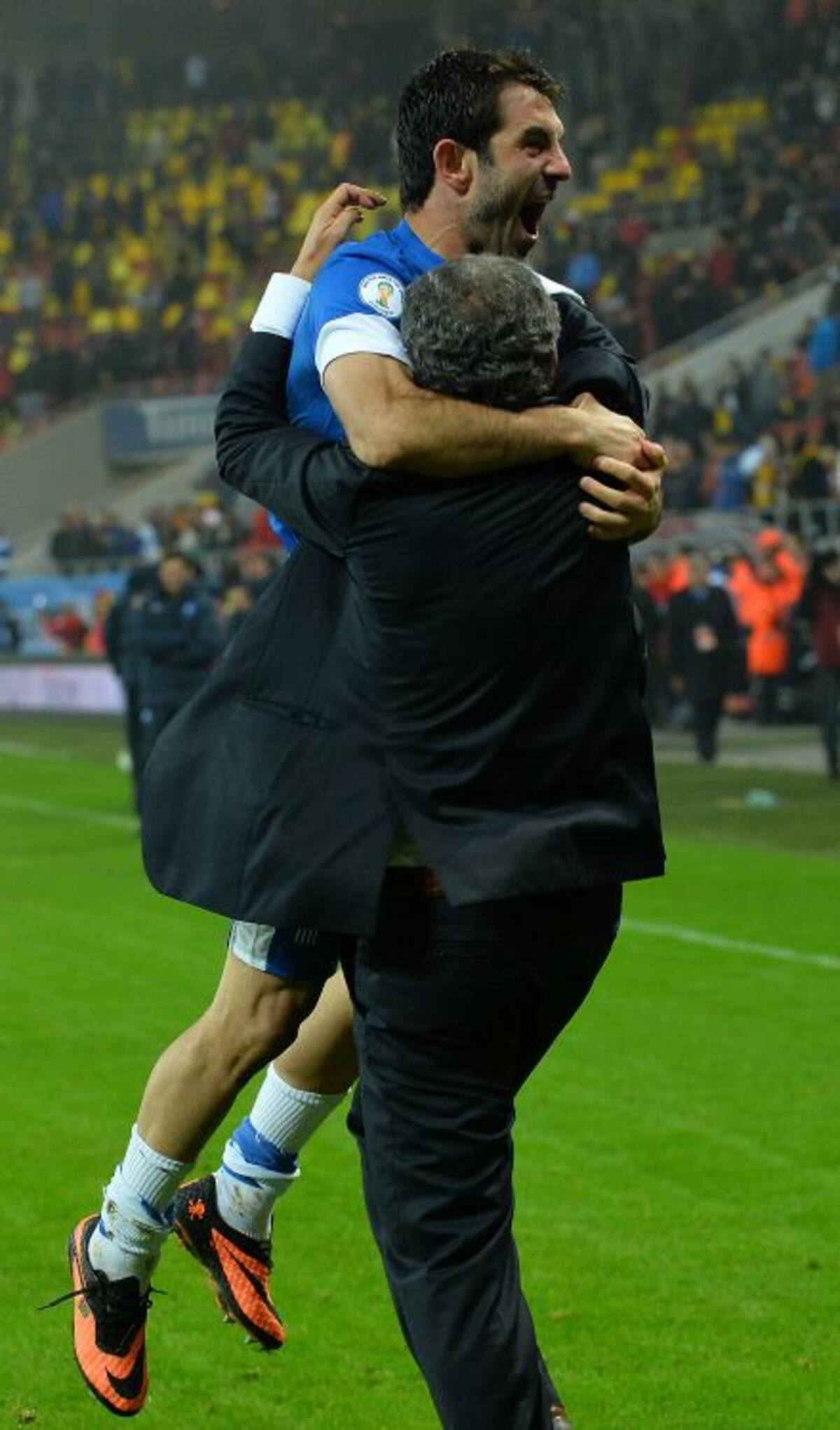 Grecia clasificó al mundial de Brasil 2014. AFP DANIEL MIHAILESCU