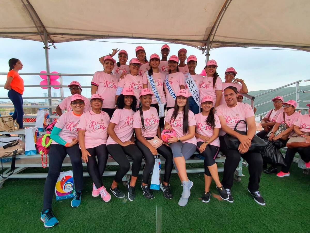 Silvana Franchesqui, Rafaela Wong, Astrid Palomino, Emercy Ribón, Yenis Arteaga, Diana Ramos, Shirley Urueta, Alma Herrera, Maritza Casado, Elvia Arteaga, Miledys Licona, Carmen Cuadros, Alba Herrera, Diana Herrera, Rosa Gómez, Bernardina Caraballo, Onelys Hernández y Zenaida Rodelo.