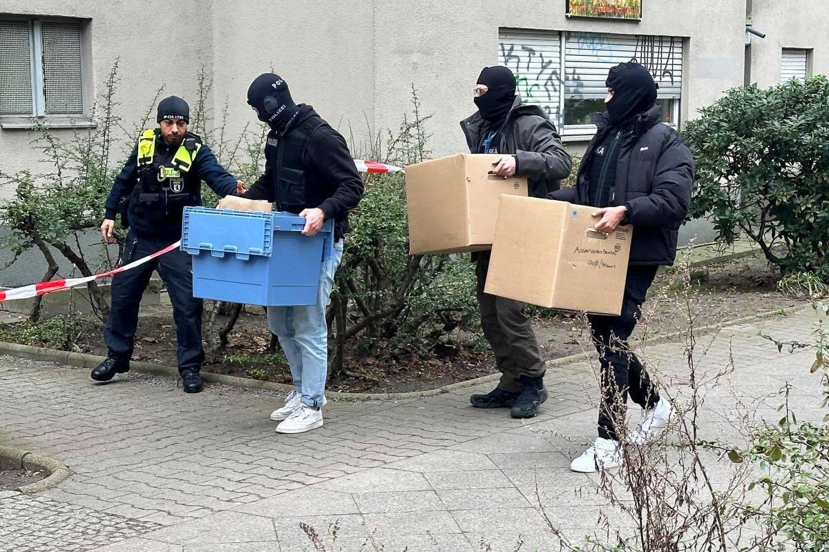 Esto halló la policía alemana en habitación de exintegrante de grupo terrorista