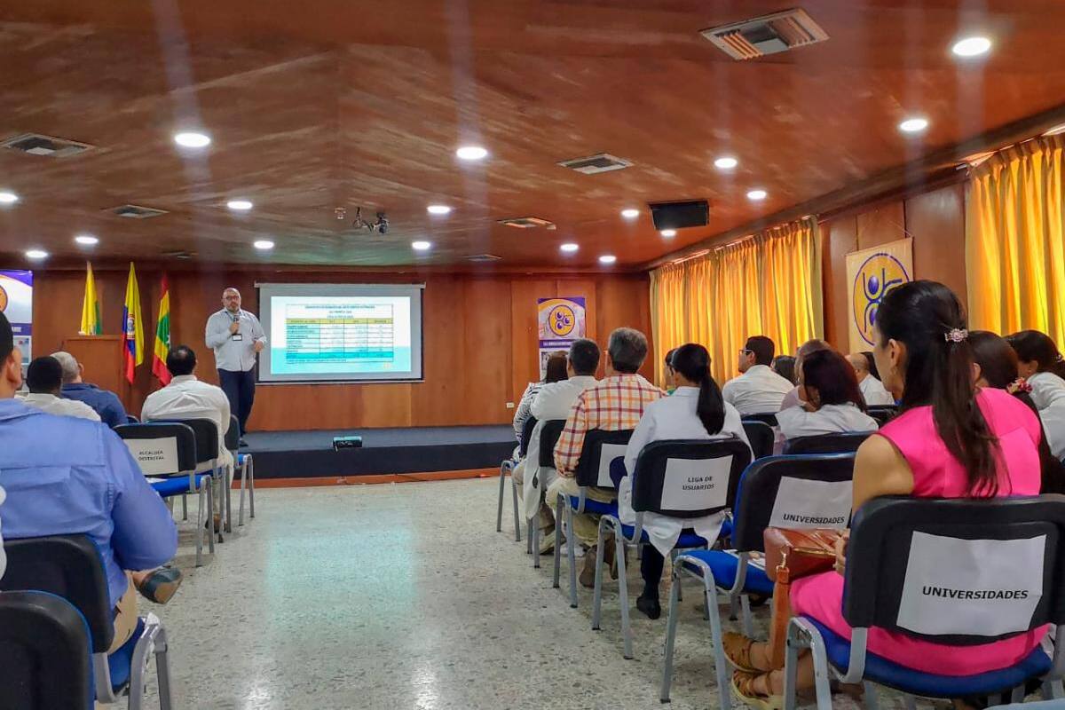 HUC destaca mejorías en atención, obras y recaudo